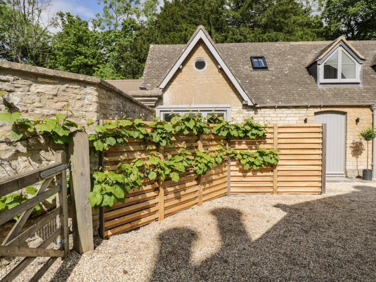 Villa The Hayloft Tetbury Esterno foto