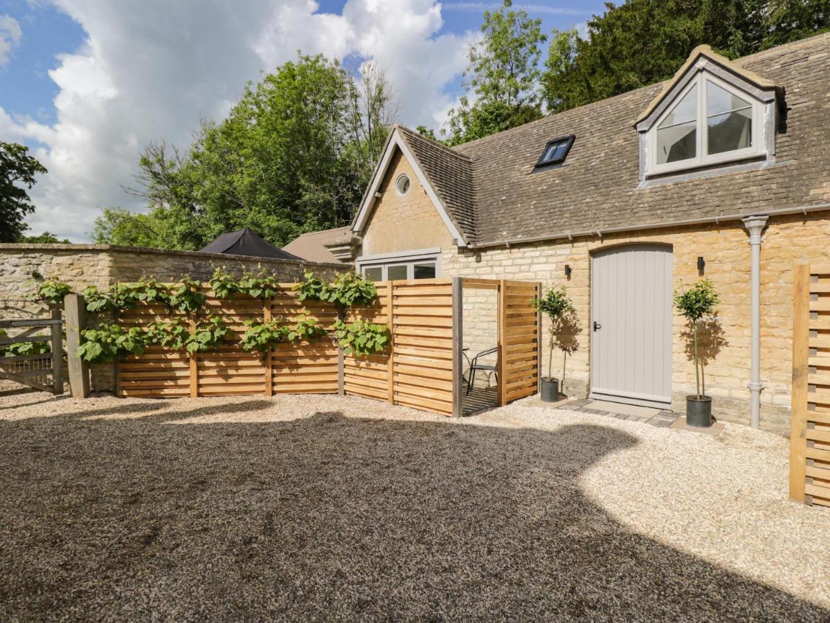 Villa The Hayloft Tetbury Esterno foto