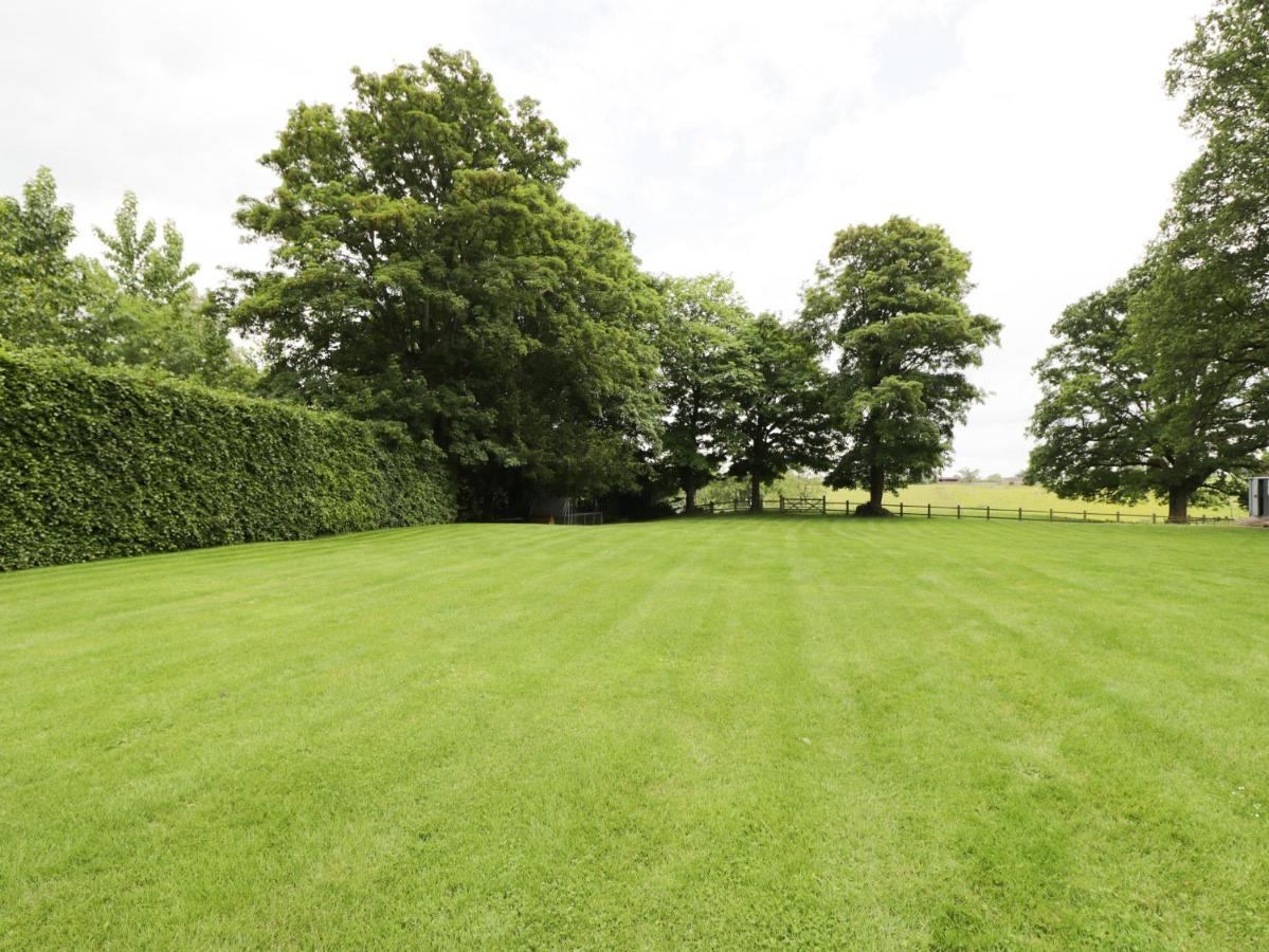 Villa The Hayloft Tetbury Esterno foto